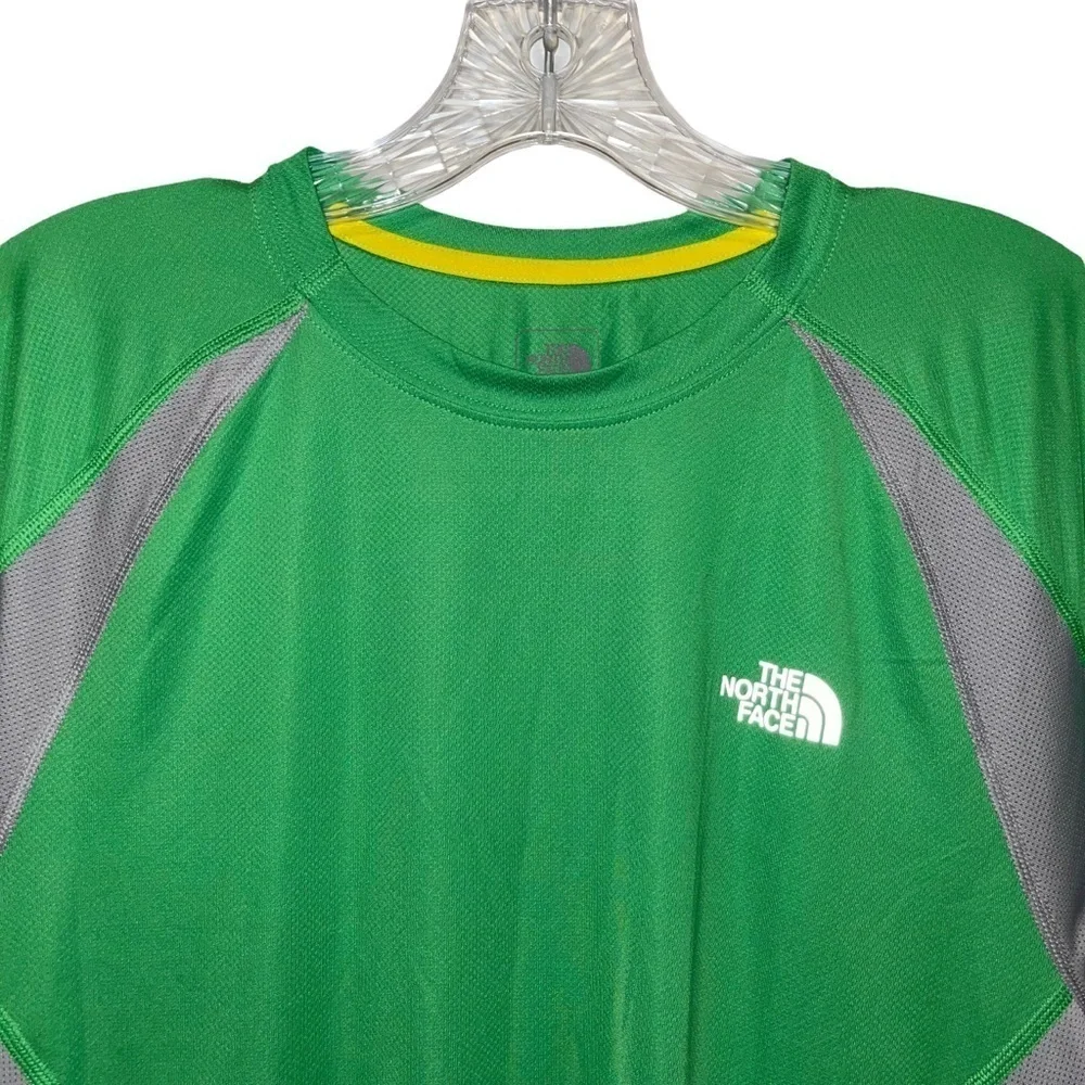 The North Face Man T-shirt Size M